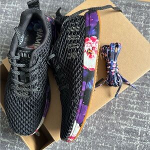 NOBULL DIAMOND MESH RUNNERS black with flower soles
